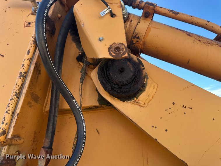 image for item DV0717 1973 Case W24B wheel loader