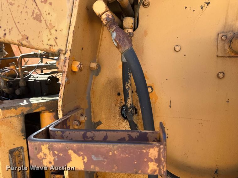 image for item DV0717 1973 Case W24B wheel loader