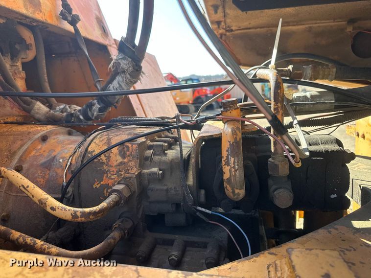 image for item DV0717 1973 Case W24B wheel loader