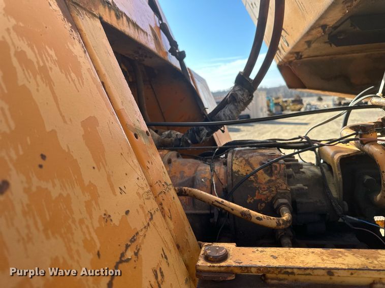 image for item DV0717 1973 Case W24B wheel loader