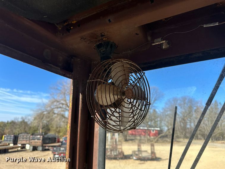 image for item DV0717 1973 Case W24B wheel loader