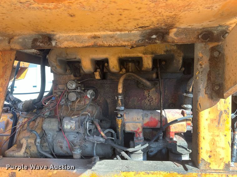 image for item DV0717 1973 Case W24B wheel loader