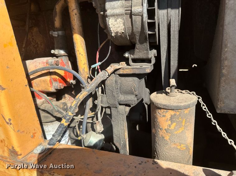 image for item DV0717 1973 Case W24B wheel loader