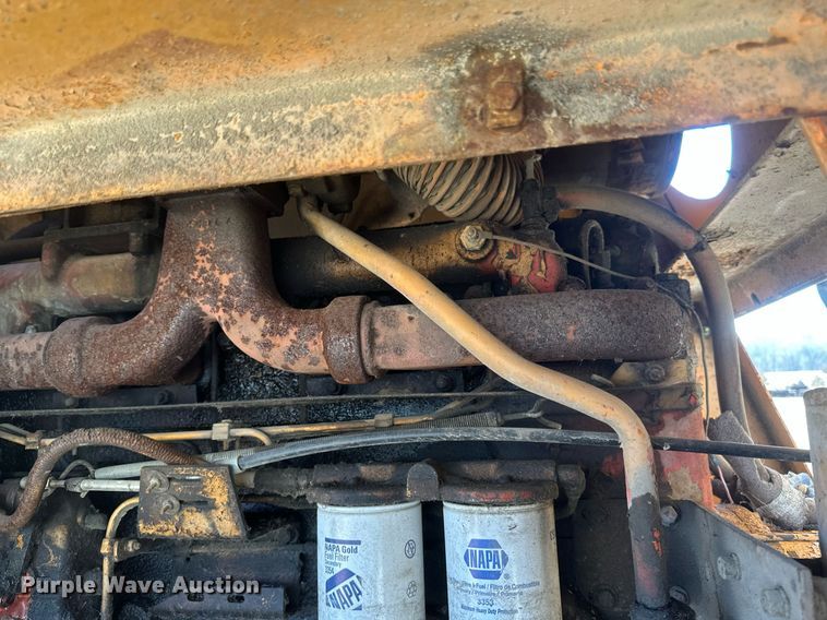 image for item DV0717 1973 Case W24B wheel loader