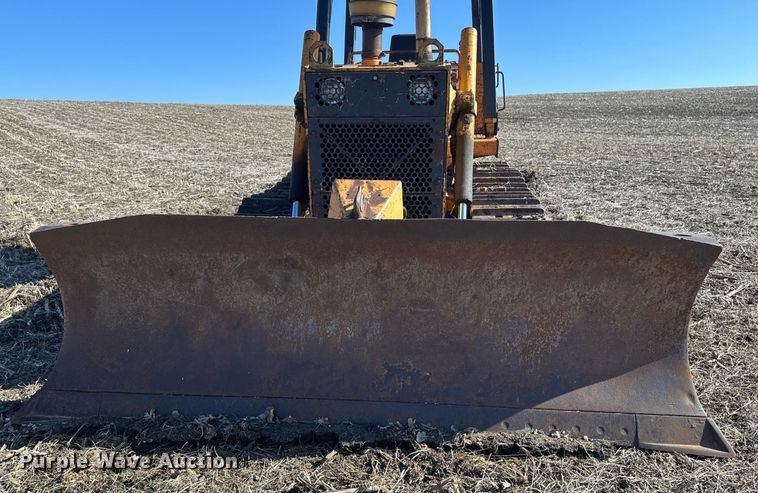 image for item DV0718 Case 1150C dozer