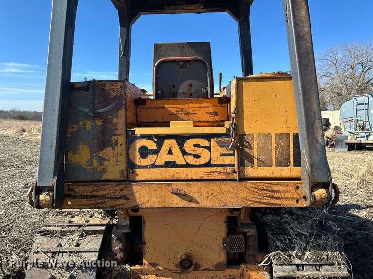 image for item DV0718 Case 1150C dozer