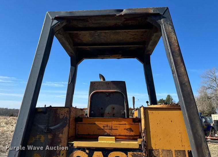 image for item DV0718 Case 1150C dozer