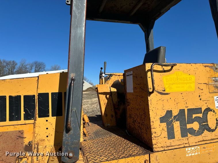 image for item DV0718 Case 1150C dozer