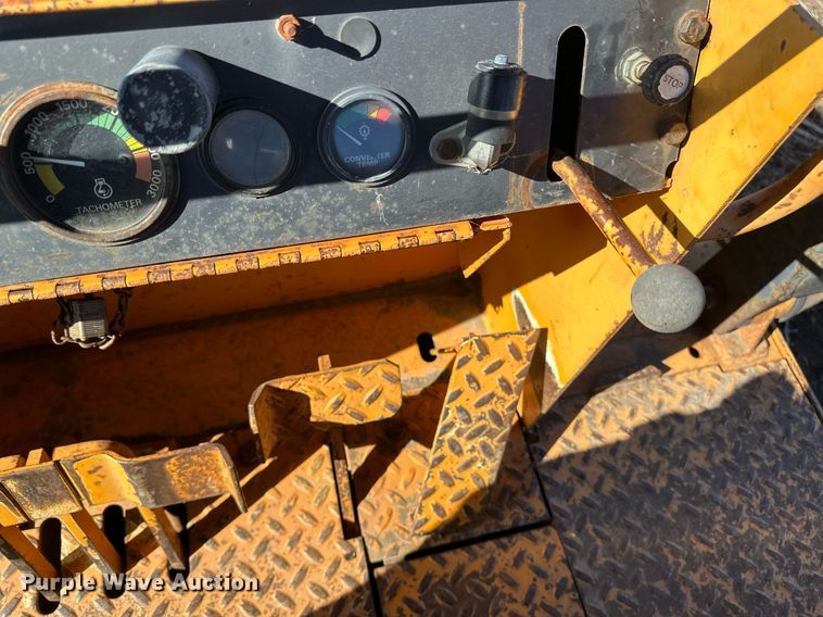 image for item DV0718 Case 1150C dozer