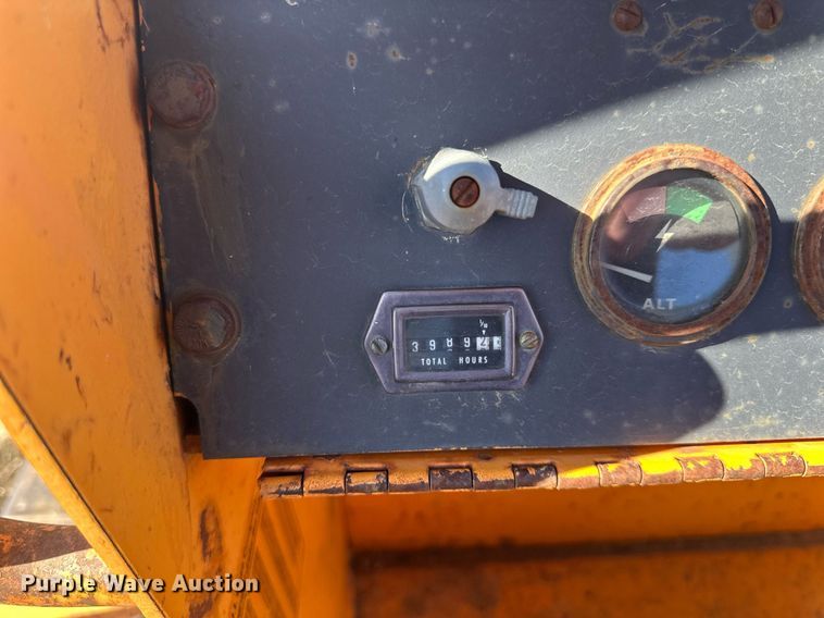 image for item DV0718 Case 1150C dozer