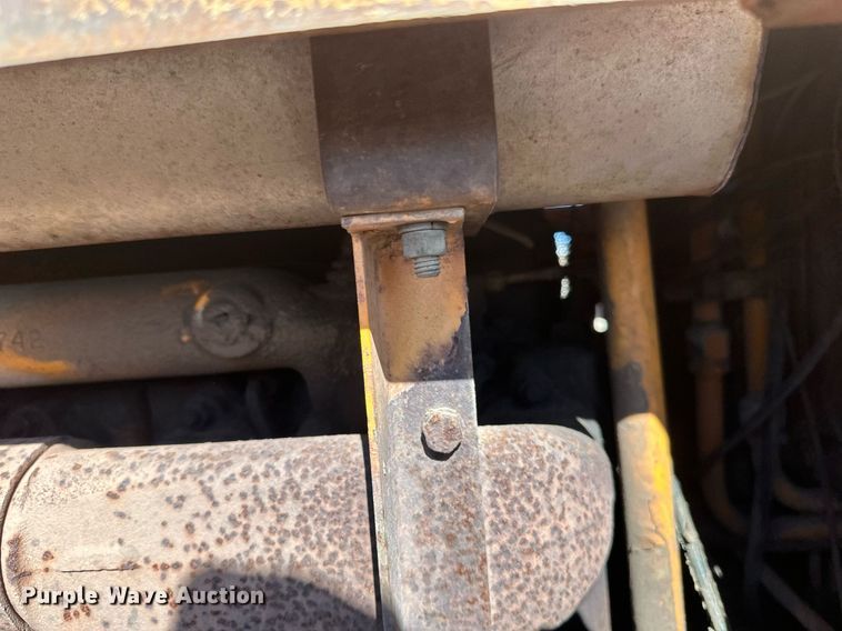 image for item DV0718 Case 1150C dozer