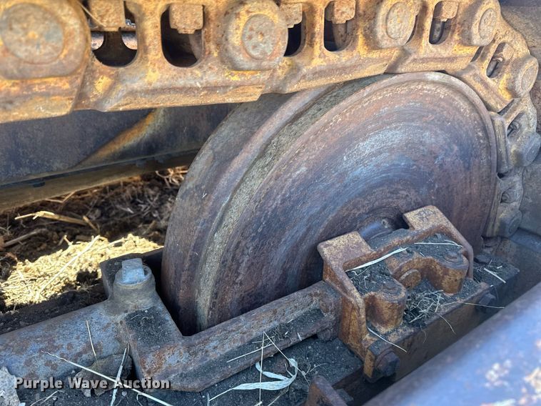 image for item DV0718 Case 1150C dozer