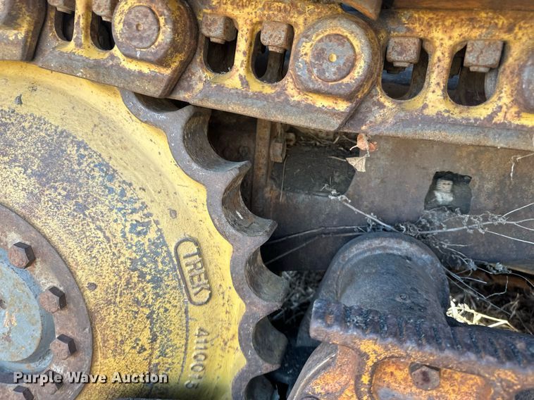 image for item DV0718 Case 1150C dozer