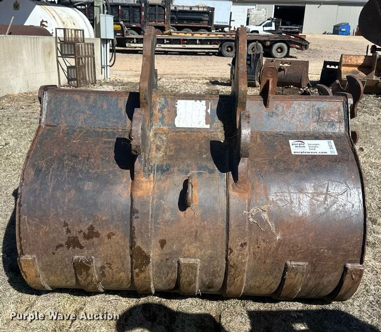 image for item DV0720 EBI excavator bucket