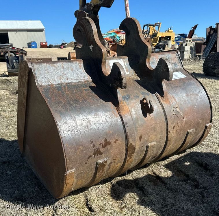 image for item DV0720 EBI excavator bucket