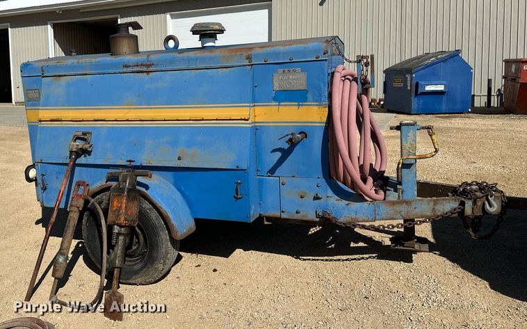 image for item DV0723 Worthington  Blue Brute 250 air compressor