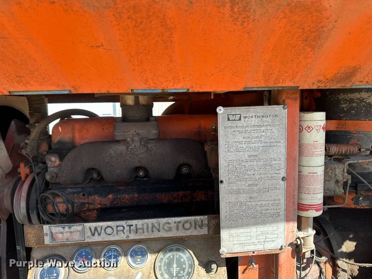 image for item DV0723 Worthington  Blue Brute 250 air compressor