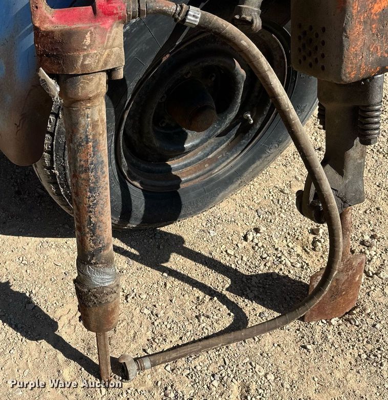 image for item DV0723 Worthington  Blue Brute 250 air compressor