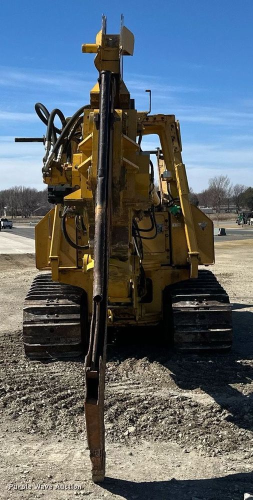 image for item DV0724 1998 Vermeer P185 Renegade cable plow