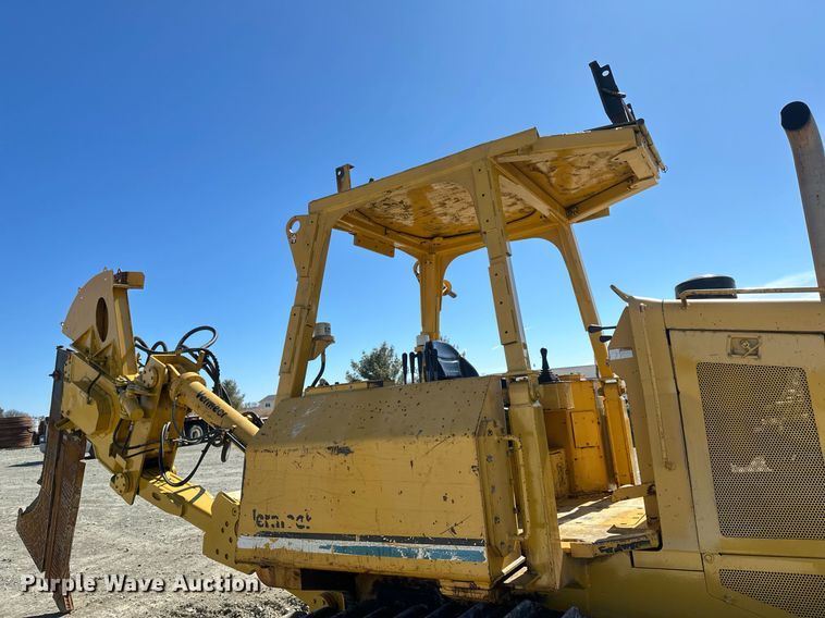 image for item DV0724 1998 Vermeer P185 Renegade cable plow