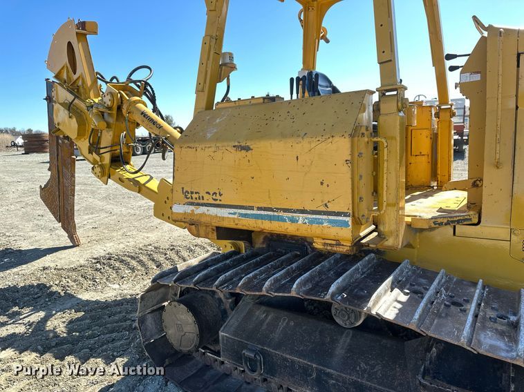 image for item DV0724 1998 Vermeer P185 Renegade cable plow