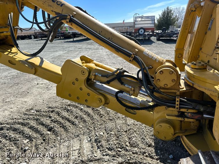 image for item DV0724 1998 Vermeer P185 Renegade cable plow