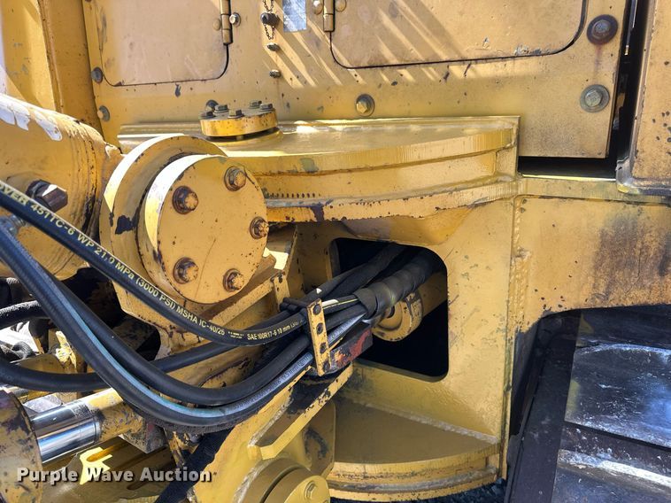 image for item DV0724 1998 Vermeer P185 Renegade cable plow