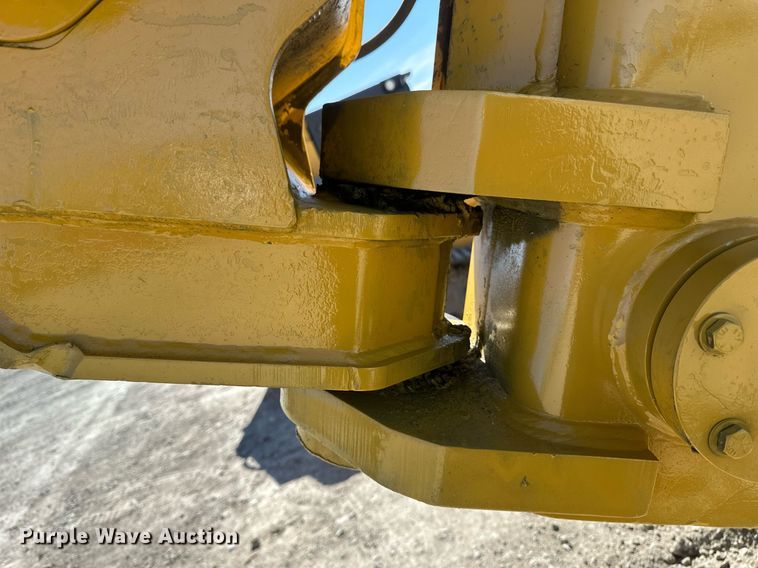 image for item DV0724 1998 Vermeer P185 Renegade cable plow