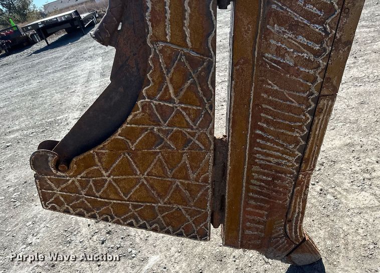 image for item DV0724 1998 Vermeer P185 Renegade cable plow