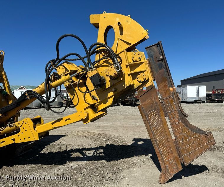 image for item DV0724 1998 Vermeer P185 Renegade cable plow