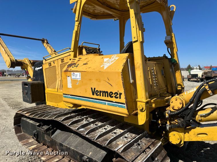 image for item DV0724 1998 Vermeer P185 Renegade cable plow