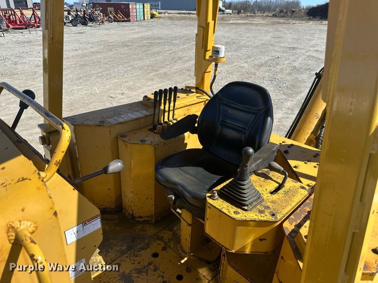 image for item DV0724 1998 Vermeer P185 Renegade cable plow