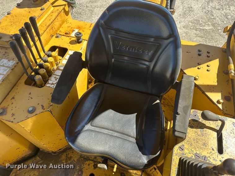 image for item DV0724 1998 Vermeer P185 Renegade cable plow