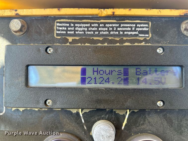 image for item DV0724 1998 Vermeer P185 Renegade cable plow