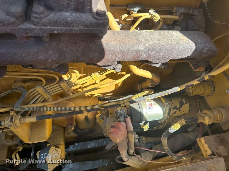 image for item DV0724 1998 Vermeer P185 Renegade cable plow