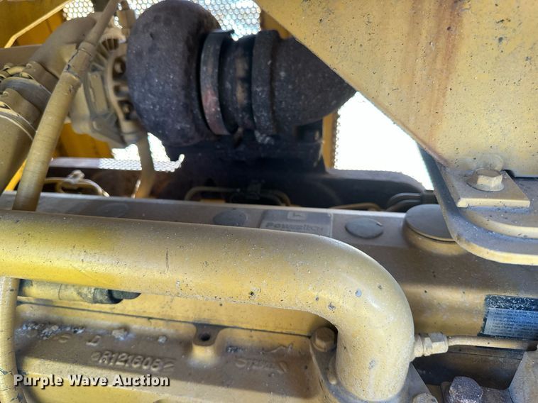 image for item DV0724 1998 Vermeer P185 Renegade cable plow