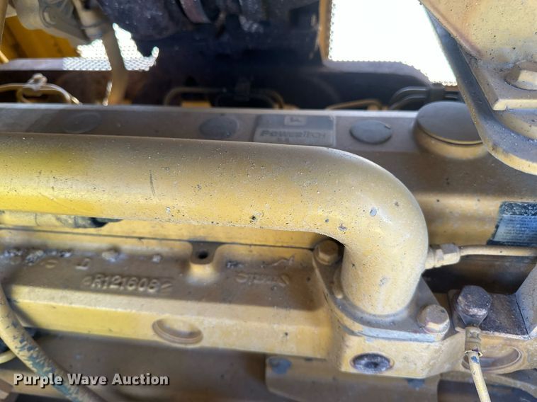 image for item DV0724 1998 Vermeer P185 Renegade cable plow