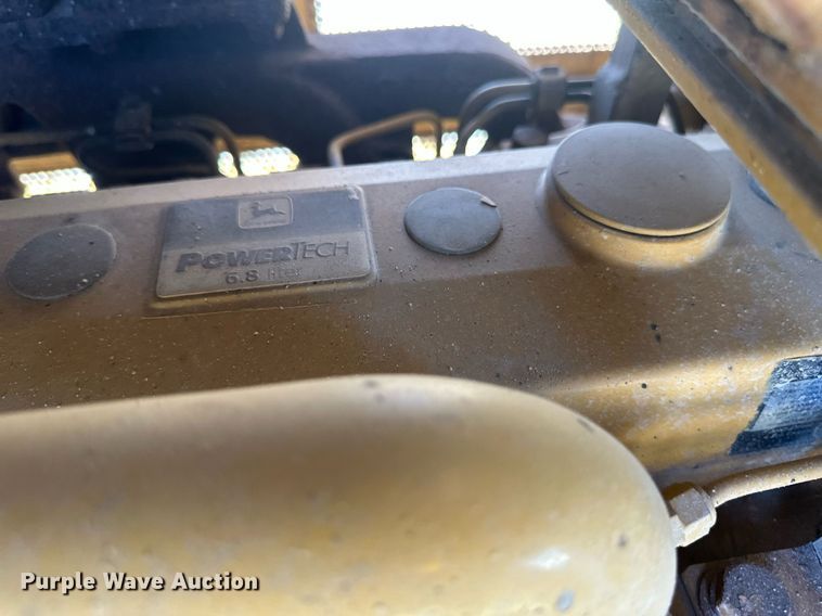 image for item DV0724 1998 Vermeer P185 Renegade cable plow