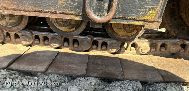 image for item DV0724 1998 Vermeer P185 Renegade cable plow