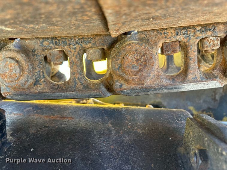 image for item DV0724 1998 Vermeer P185 Renegade cable plow