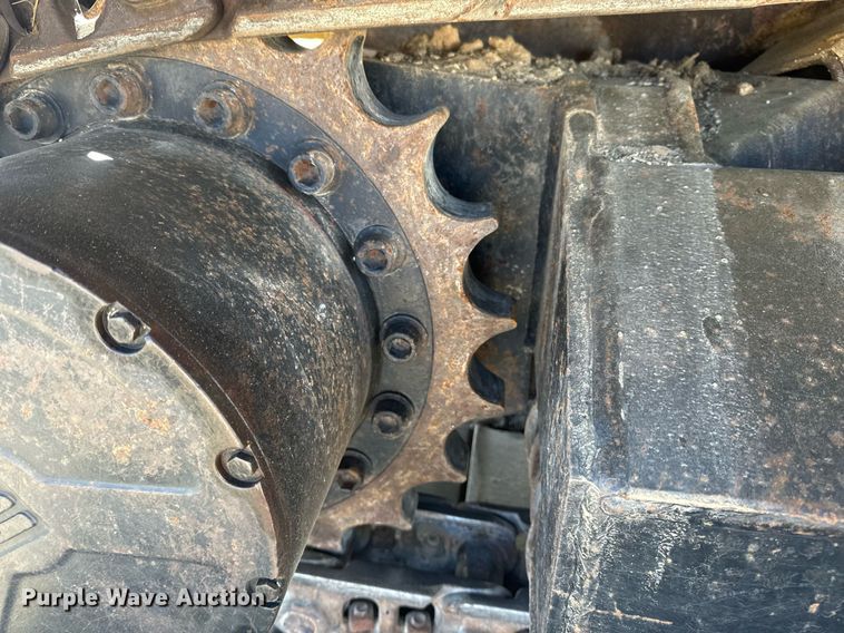 image for item DV0724 1998 Vermeer P185 Renegade cable plow