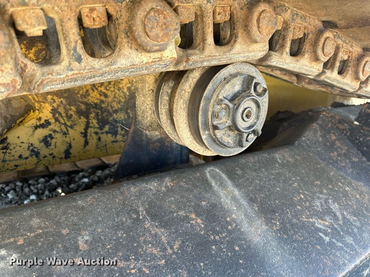 image for item DV0724 1998 Vermeer P185 Renegade cable plow