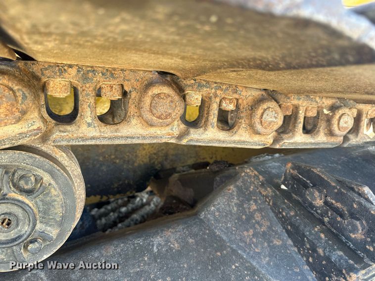 image for item DV0724 1998 Vermeer P185 Renegade cable plow