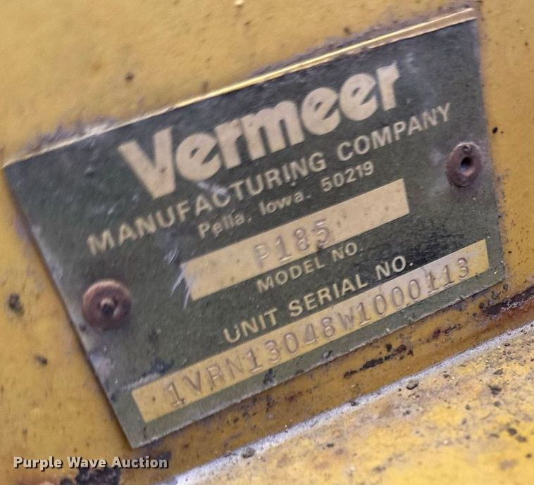 image for item DV0724 1998 Vermeer P185 Renegade cable plow