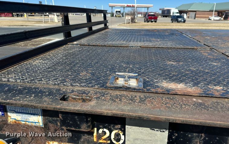 image for item DV0725 1992 Muv-All  4870FT drop deck hydraulic tail equipment trailer