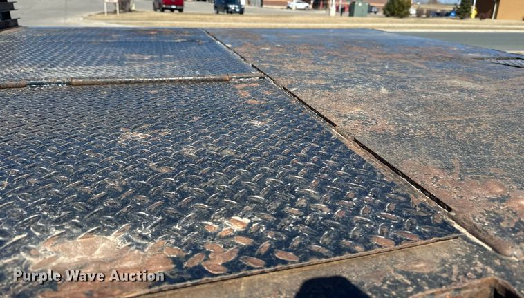 image for item DV0725 1992 Muv-All  4870FT drop deck hydraulic tail equipment trailer