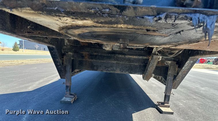 image for item DV0725 1992 Muv-All  4870FT drop deck hydraulic tail equipment trailer