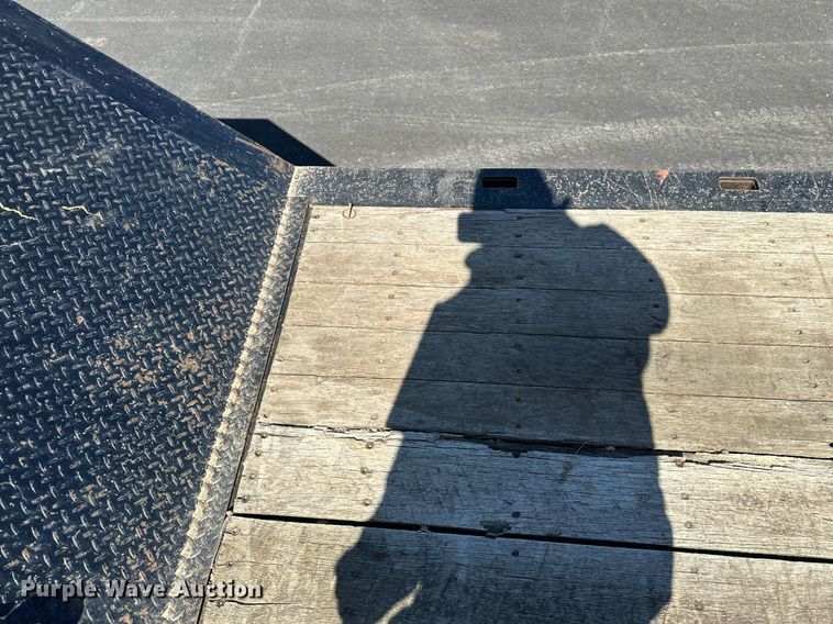 image for item DV0725 1992 Muv-All  4870FT drop deck hydraulic tail equipment trailer