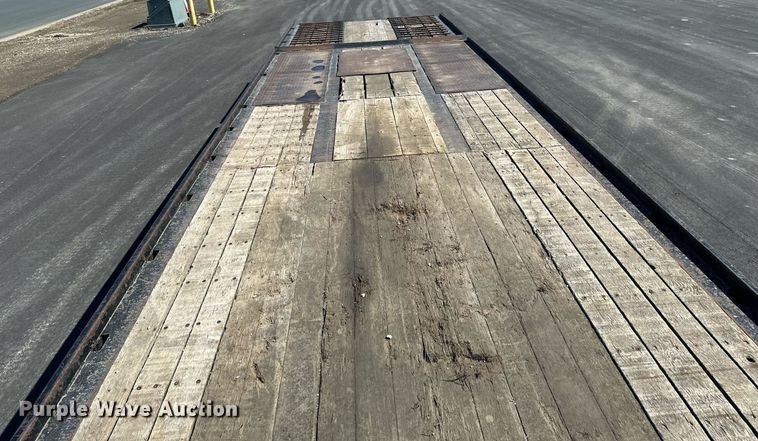 image for item DV0725 1992 Muv-All  4870FT drop deck hydraulic tail equipment trailer