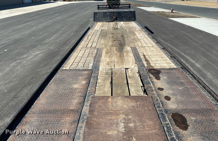 image for item DV0725 1992 Muv-All  4870FT drop deck hydraulic tail equipment trailer